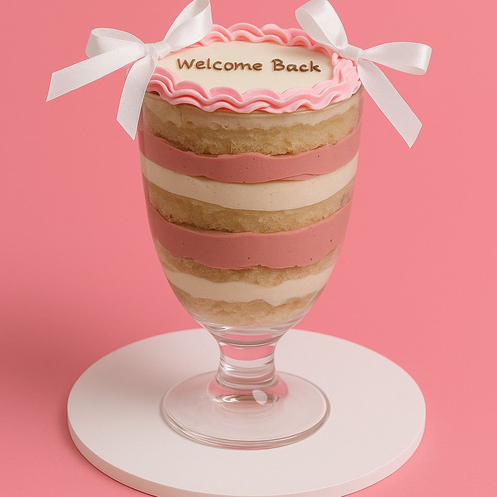 Coconut Raspberry cake Glass