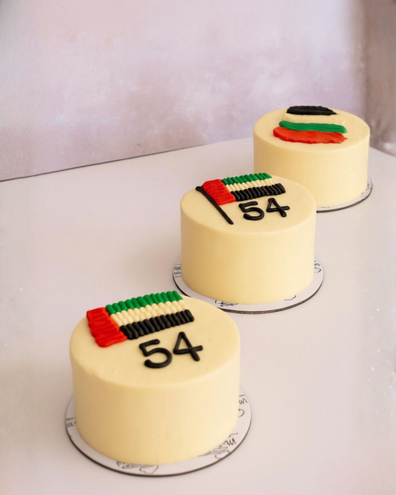 Offer Lunch Box Cakes