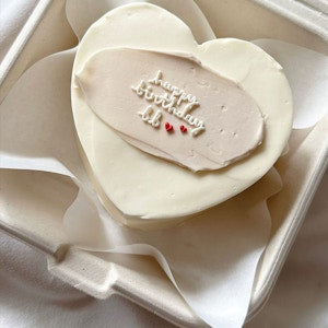 Heart Shape Lunch Box Cake