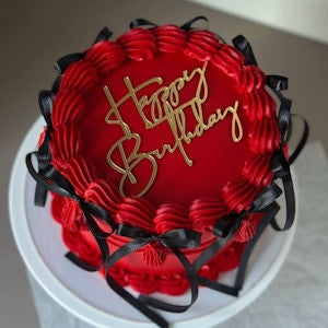 Red Vintage Cake