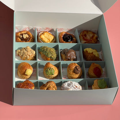 Mix box Cruffin,Babka,crosaint,Danish