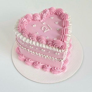 Pink Vintage Cake