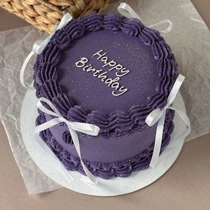 Purple Vintage Cake
